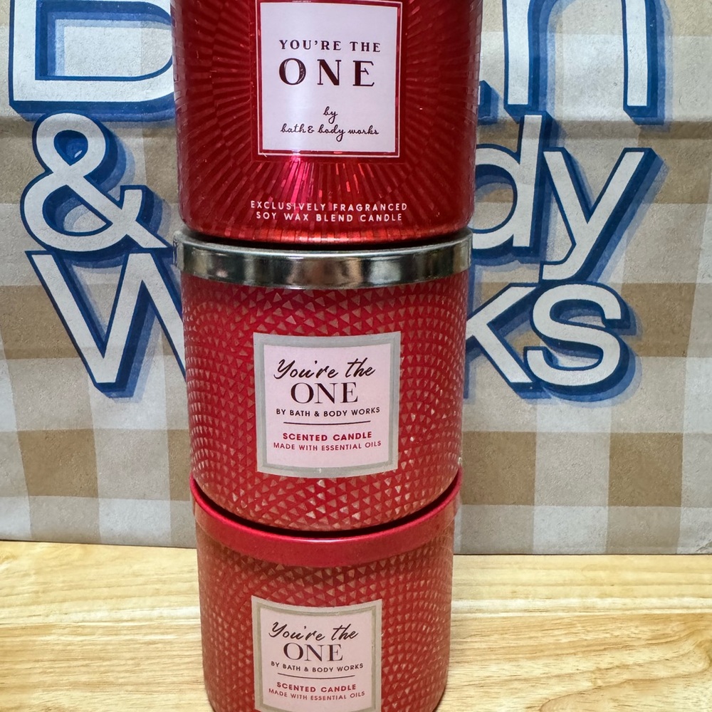 Bath & Body Works You're the One Red Candle Set